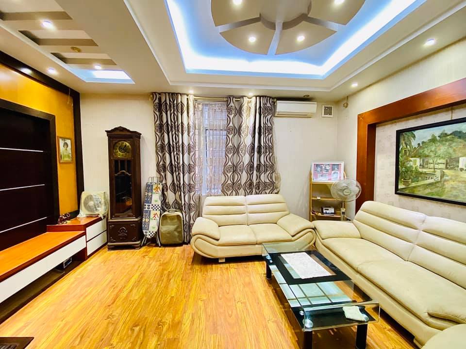 Bán nhà Nguyễn Văn Lộc, nội thất hiện đại, ba bước ra Làng Việt Kiều Châu Âu, 40m2, hơn 12 tỷ - Ảnh chính